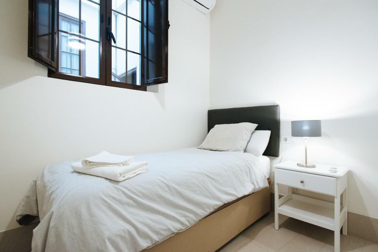 Luxury Apartment Peñuelas Free Parking Sevilla Exterior foto