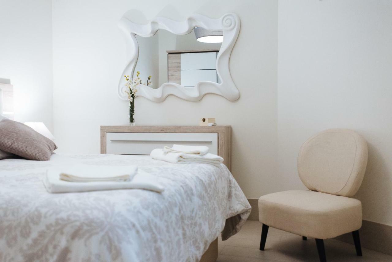 Luxury Apartment Peñuelas Free Parking Sevilla Exterior foto