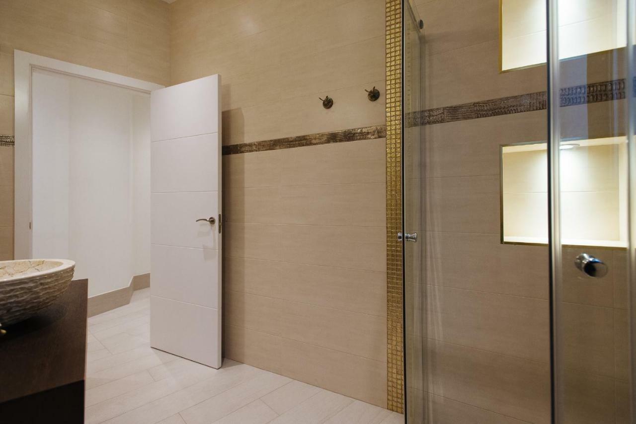 Luxury Apartment Peñuelas Free Parking Sevilla Exterior foto